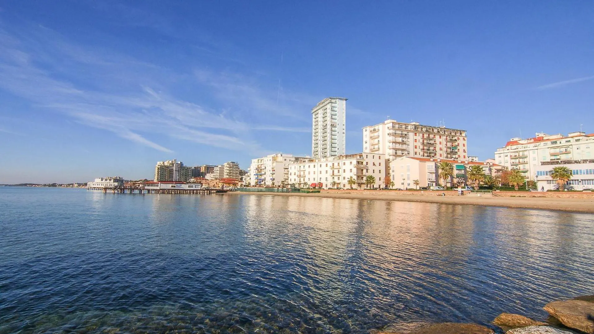 Awesome Apartment In Scarlino With Wifi 0*,