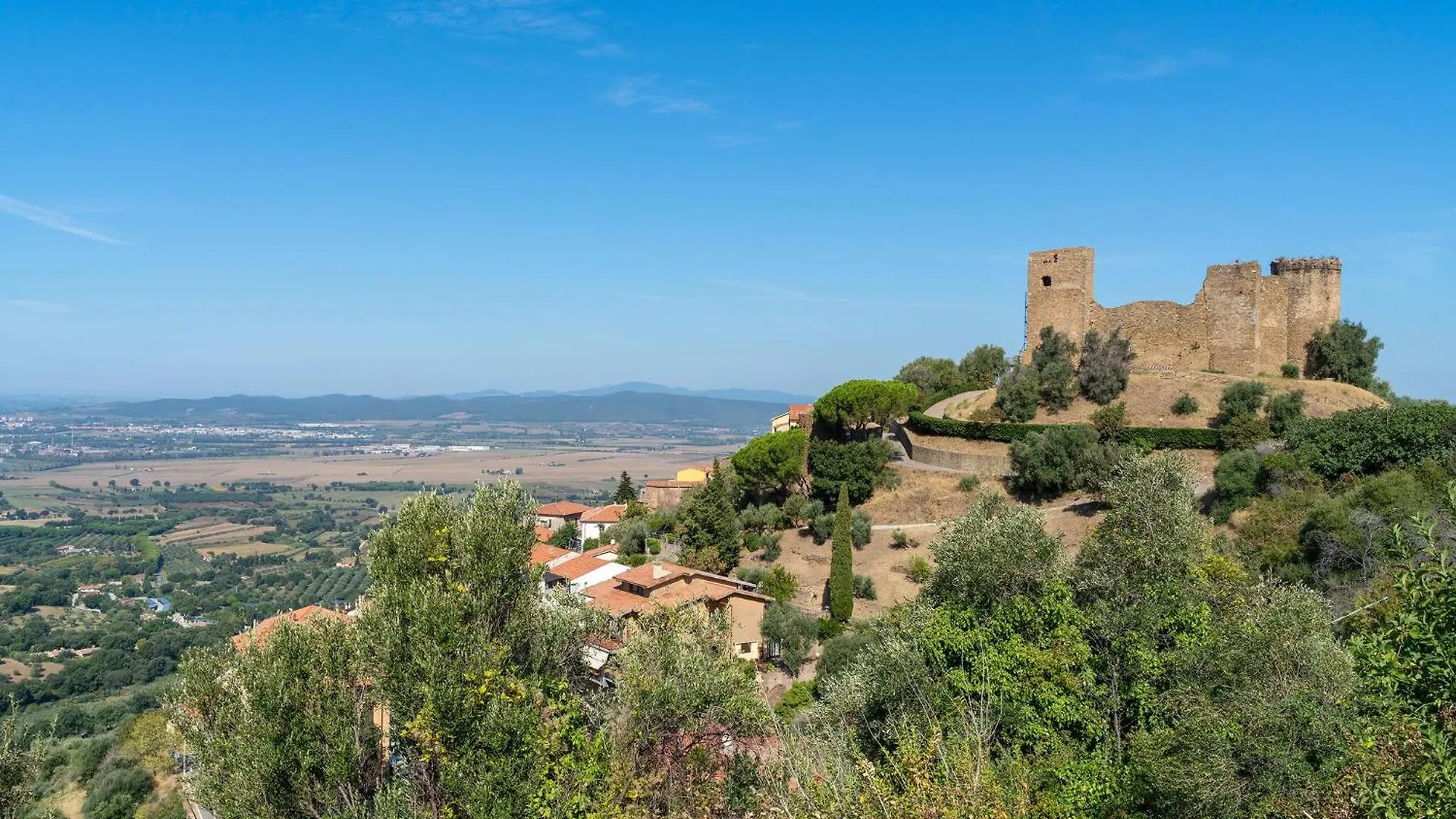 Awesome Apartment In Scarlino With Wifi 0*,  Italy